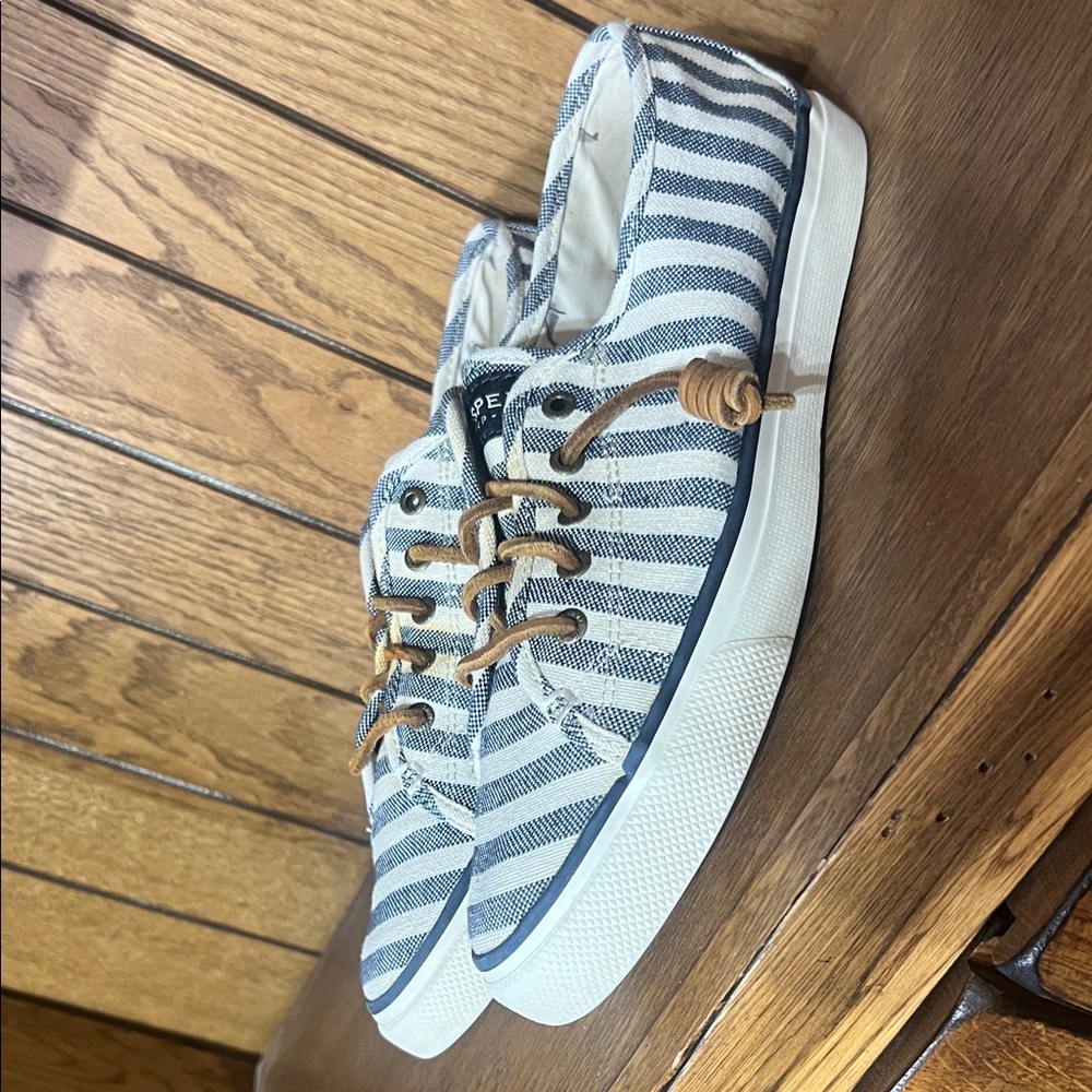 SPERRY Striped speedy Canvas Sneakers with Rope Laces